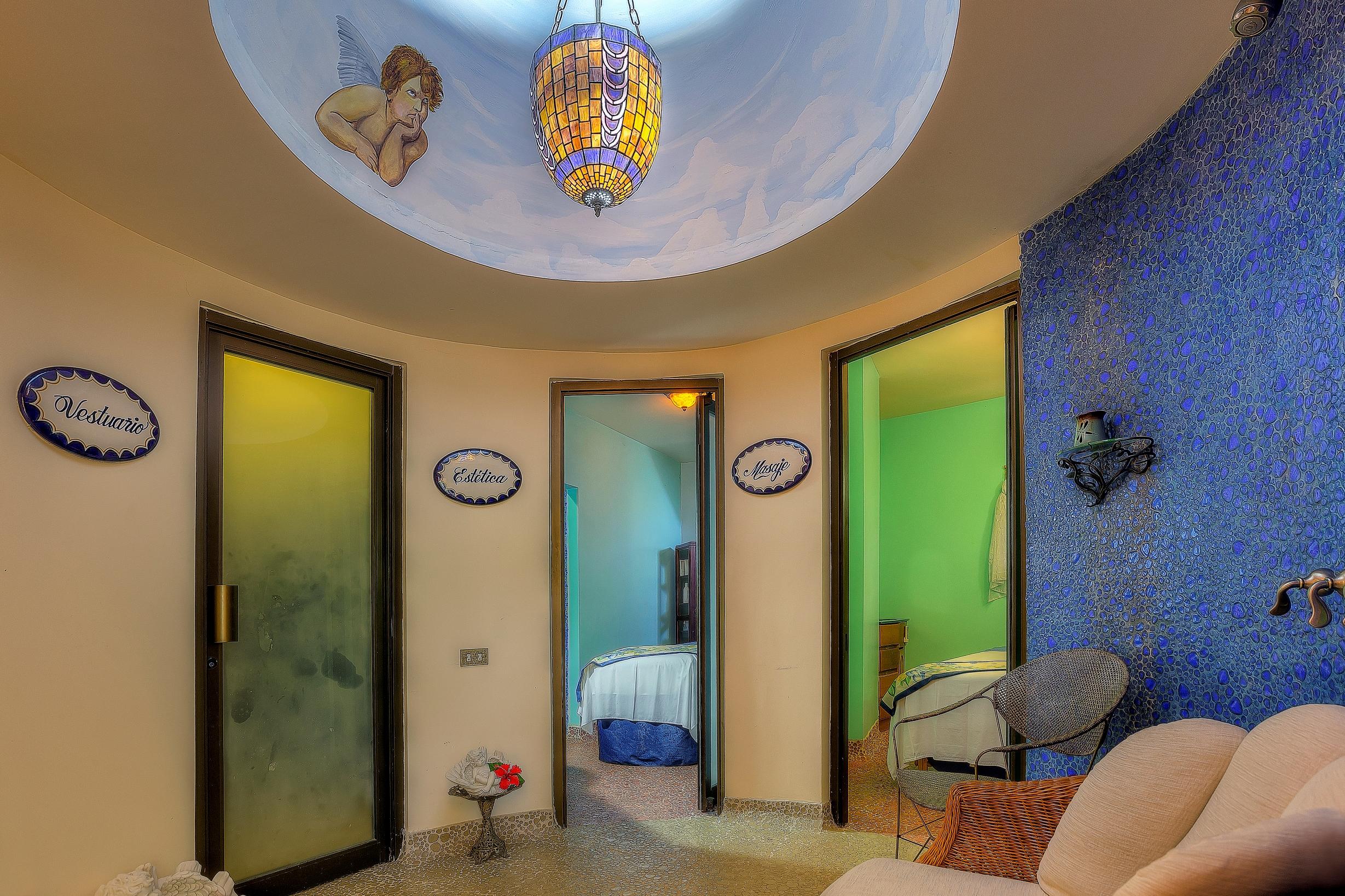Cuna Del Angel Hotel 4*
