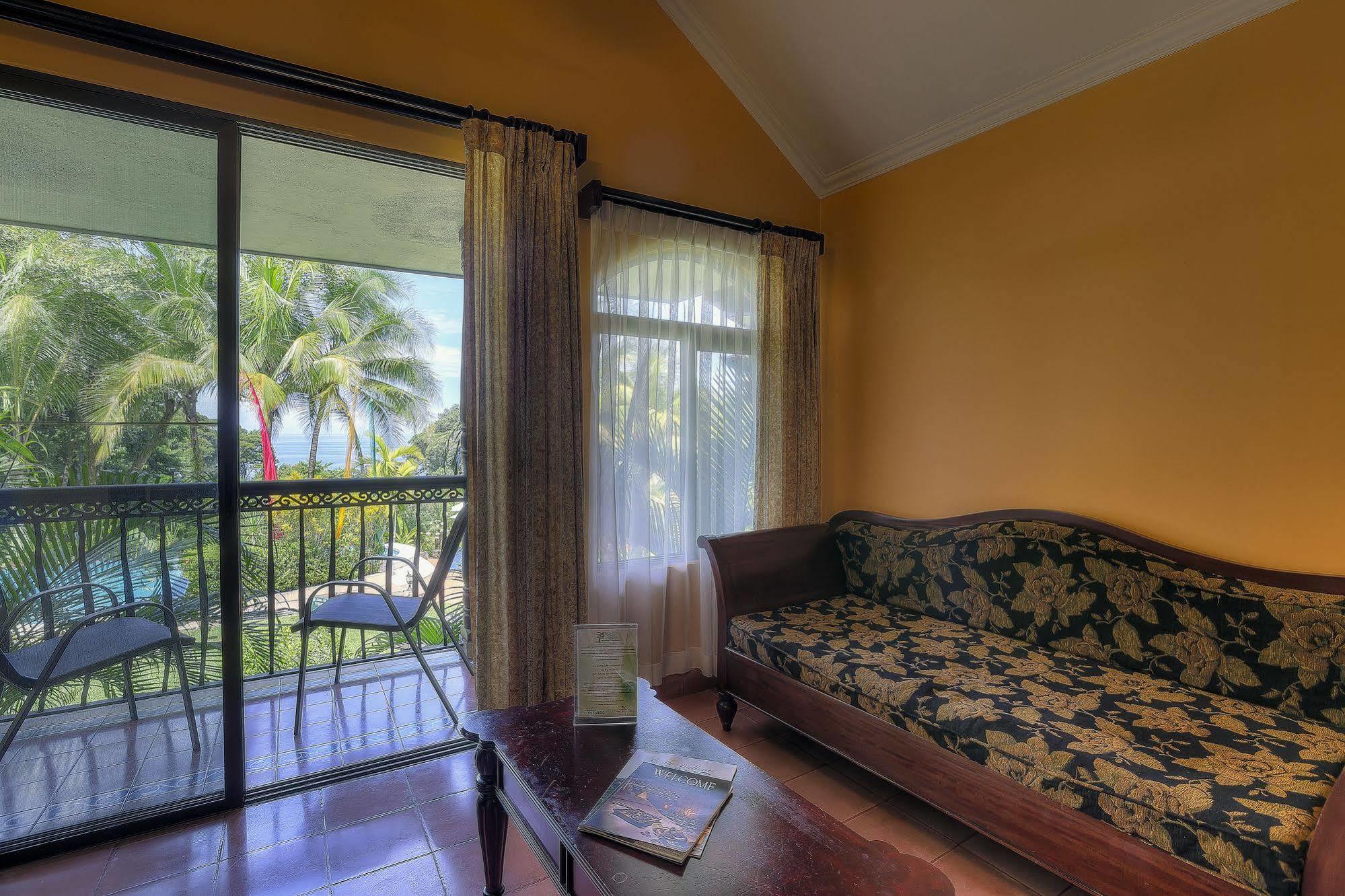 Hotel Cuna Del Angel Dominical